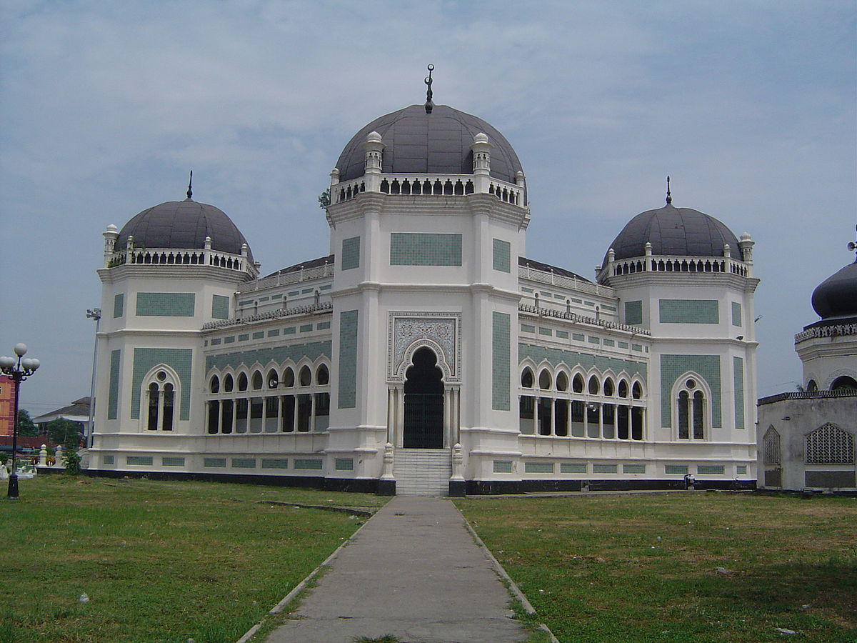 gambar masjid raya medan
