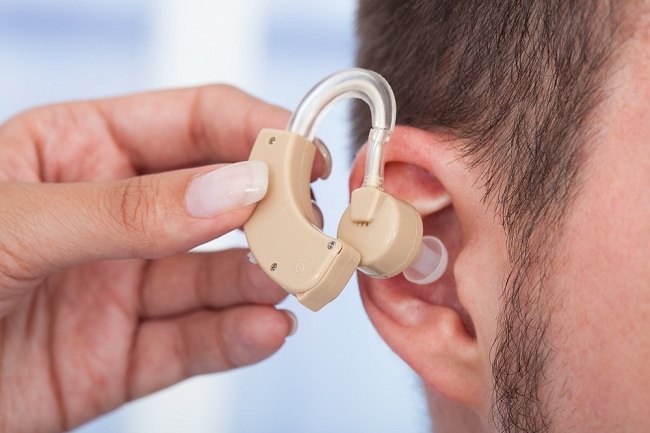 gambar alat bantu dengar telinga