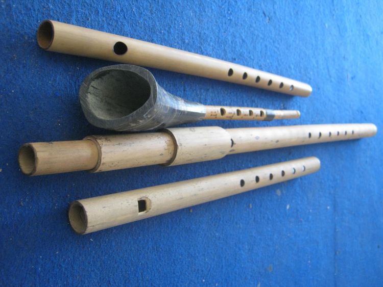 gambar alat musik tradisional serangko