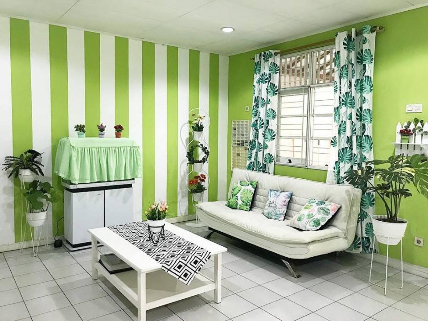 interior rumah minimalis warna hijau