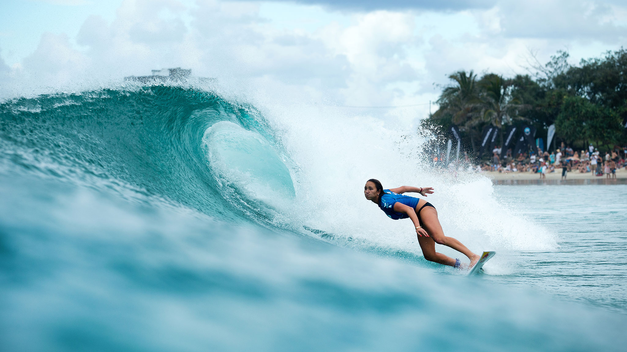 gambar olahraga air surfing