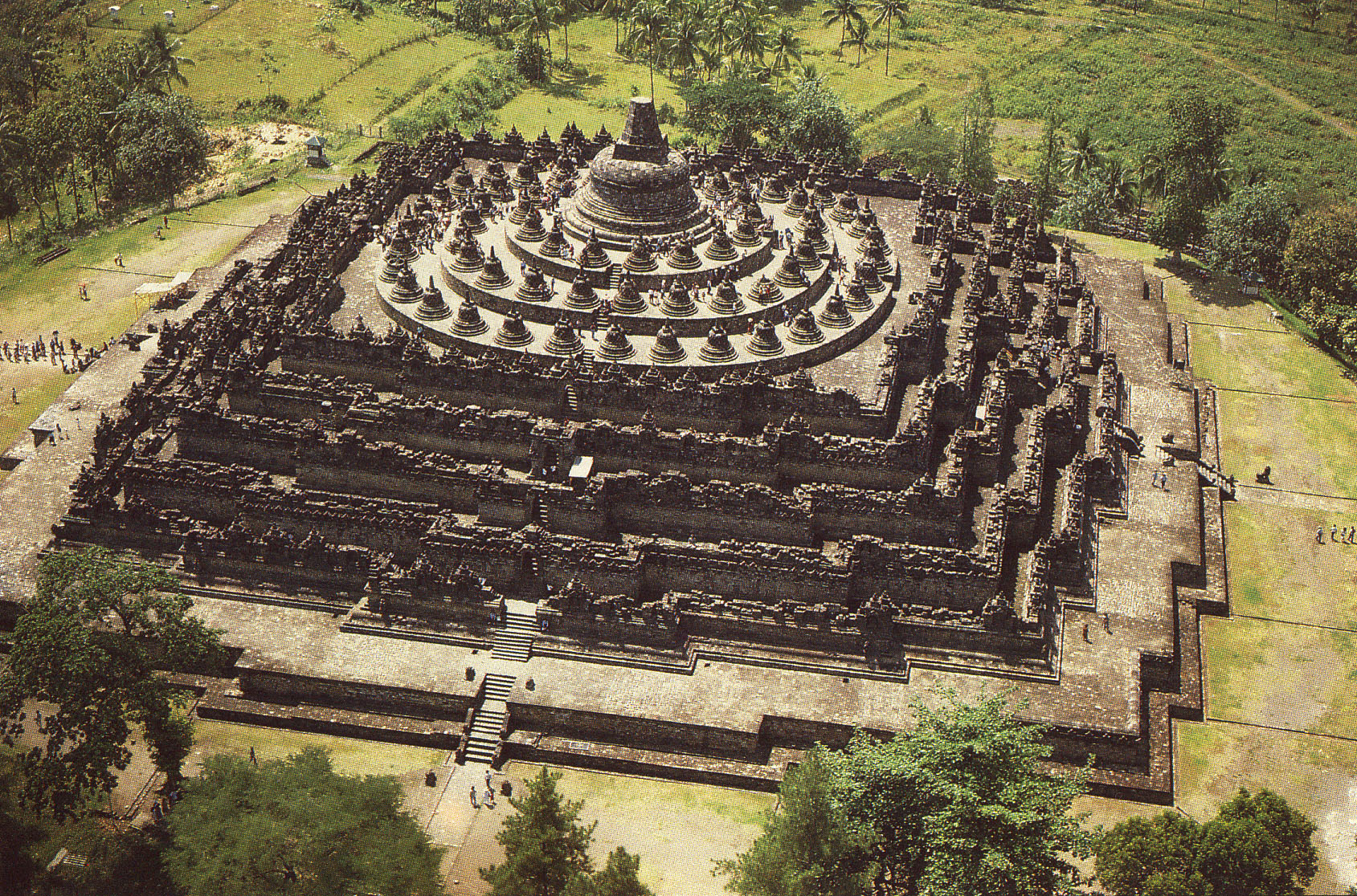 gambar candi borobudur monumen buddha termegah