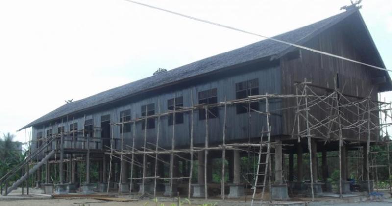 Rumah Betang Desa Tumbang Bukoi rumah adat kalimantan tengah