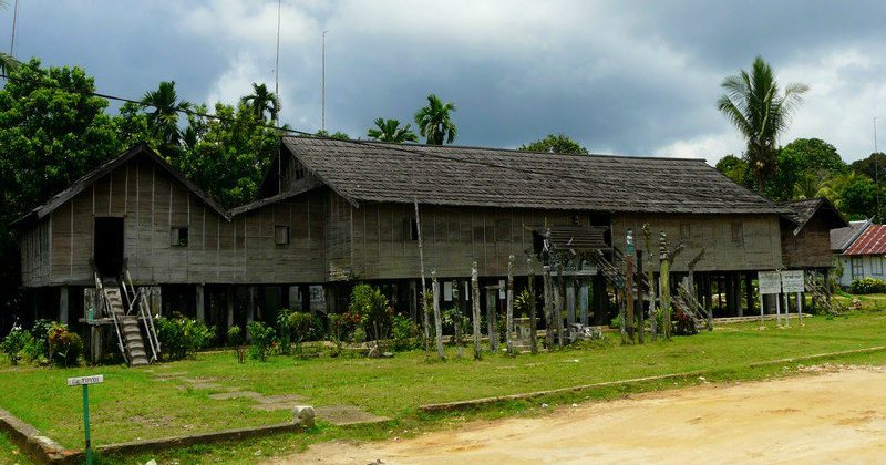 Rumah Betang Toyoi rumah adat kalimantan tengah