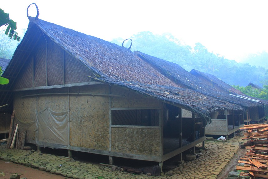 contoh gambar rumah adat tradisional banten