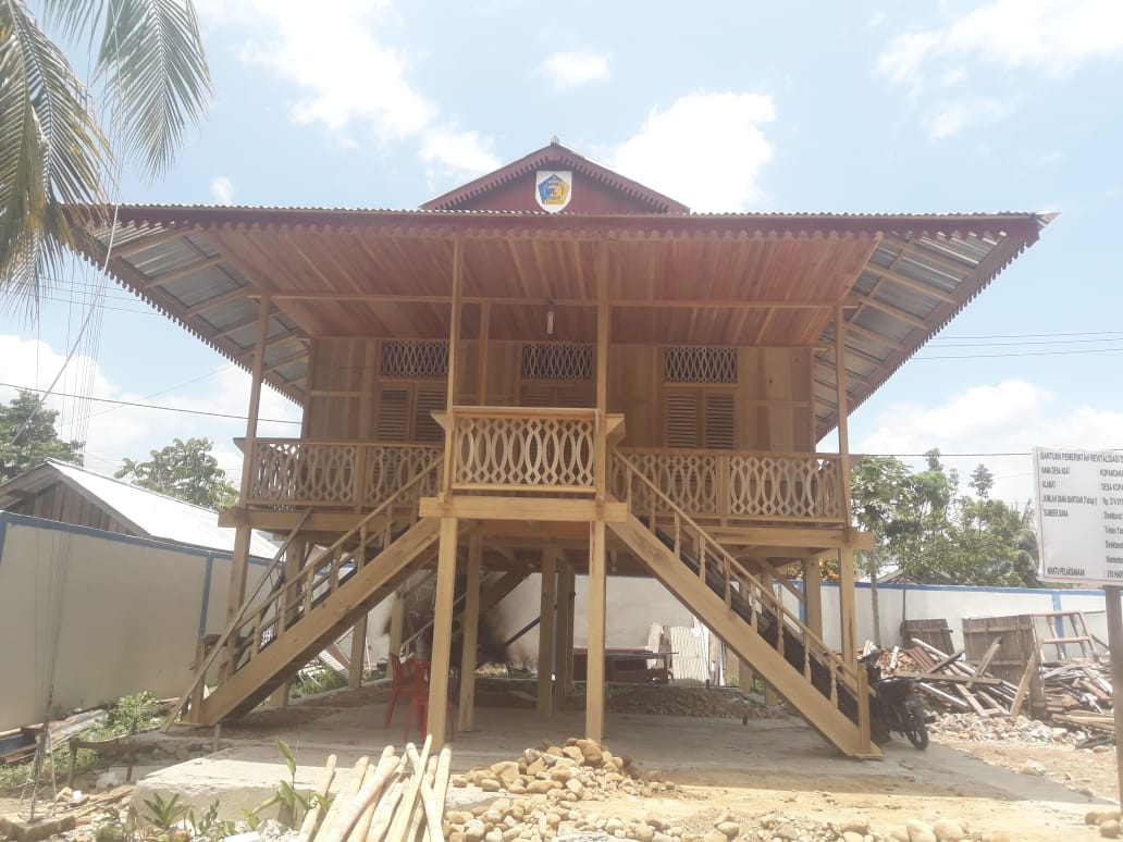 gambar rumah bolaang mangondow rumah adat sulawesi utara