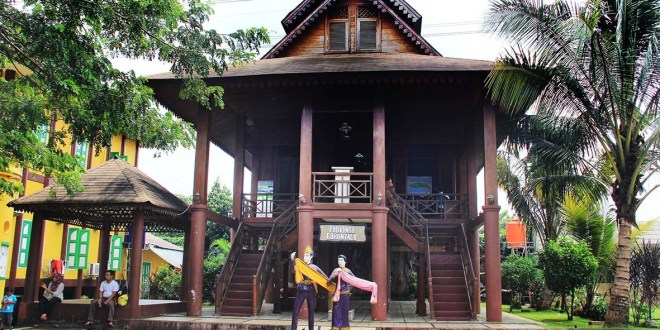 Contoh Gambar Rumah Adat Gorontalo