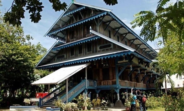 Rumah Adat Sulawesi Tenggara, Rumah Adat Laikas