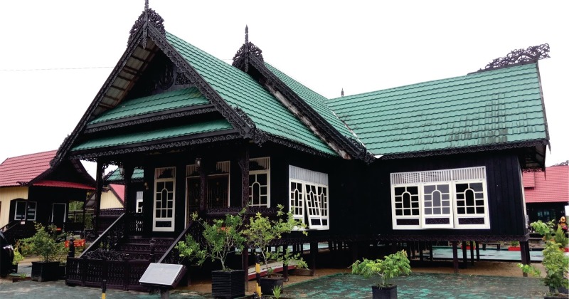 Rumah Baloy Rumah Adat Kalimantan Utara